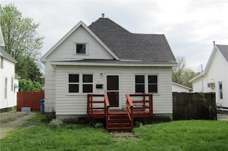 321 W Lincoln St, Hoopeston, IL 60942