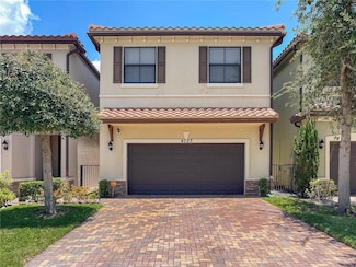 4723 NW 59th St, Tamarac, FL 33319