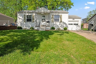 3155 O Hare Dr, Saint Ann, MO 63074
