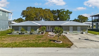 3929 N Sagomon Point, Crystal River, FL 34428