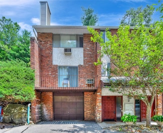 201 Old Mill Rd Unit 201, Southfields, NY 10975