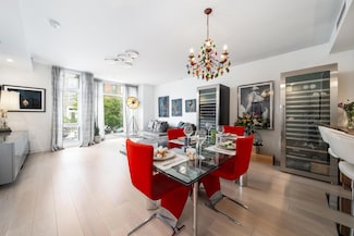 323 4th St Unit 2, Jersey City, NJ 07302