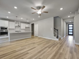 1502 Waggoner Ranch Ct, Conroe, TX 77301