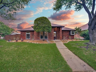 424 W Oak St, Wylie, TX 75098