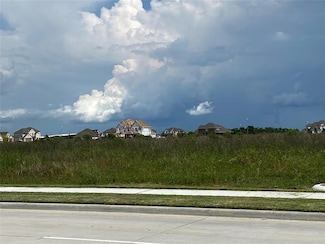 0 Lakes of Champions Blvd Unit 98925719, Mont Belvieu, TX 77523
