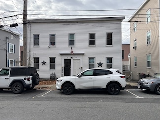 43 Crescent St Unit 43, Wakefield, MA 01880