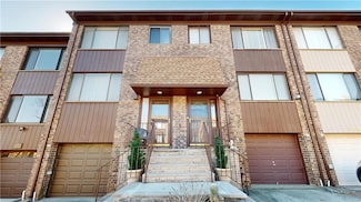 230 Grasmere Dr, Staten Island, NY 10305