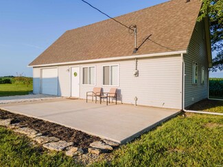 6744 W 200 S, Huntington, IN 46750