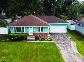 88 Chestnut Ave, Northfield, OH 44067