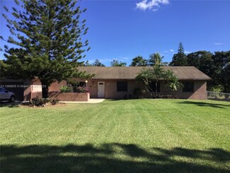 5600 SW 185th Way, Southwest Ranches, FL 33332