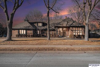 13426 Seward St, Omaha, NE 68154