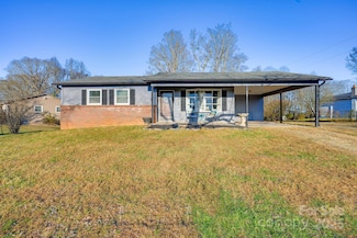 297 Amelia Dr, Marion, NC 28752
