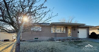1303 9th Ave, Dodge City, KS 67801