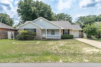 105 Steeplechase Dr, Crestview, FL 32539
