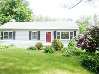 125 Summer St, Lisbon Falls, ME 04252