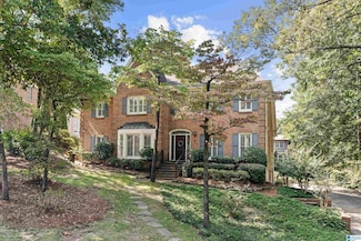 2621 Poplar Post Rd, Vestavia, AL 35243