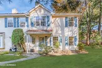 1119 Roseberry Ct, Morganville, NJ 07751