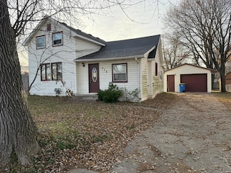 238 Locust Ave, Owatonna, MN 55060