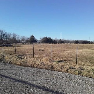 424 E Deer Ln, Celeste, TX 75423