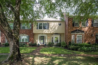 8161 Hunters Grove Ln, Germantown, TN 38138