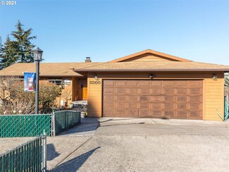 2305 NW 8th Ct, Gresham, OR 97030
