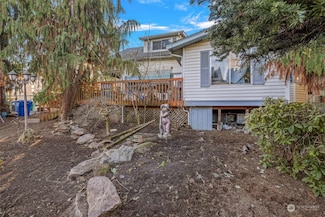 728 S Director St, Seattle, WA 98108