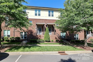 926 Steel House Blvd, Charlotte, NC 28205