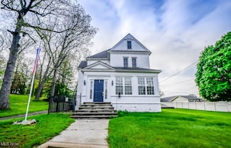 490 N Main St, Magnolia, OH 44643