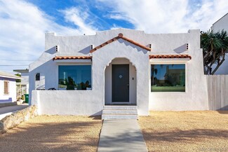 1819 Sunset Cliffs Blvd, San Diego, CA 92107
