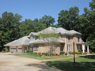 6790 Redbud Dr, Covington, IN 47932