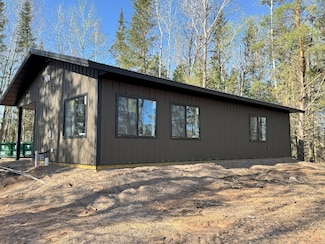 21079 Happys Dr, Hinckley, MN 55037