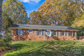 6327 Deveron Dr, Charlotte, NC 28211