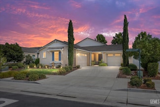 13600 Pixton Ave, Bakersfield, CA 93311