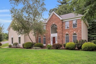 25 Faulkner Rd, Shrewsbury, MA 01545