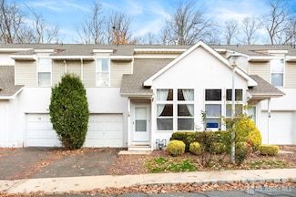 18 Parkside Dr, Jamesburg, NJ 08831