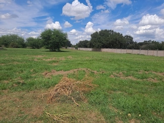 7802 Brinkmeyer Rd, Needville, TX 77461