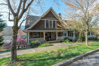 33 Wordsworth, Black Mountain, NC 28711