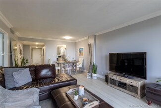 250 Jacaranda Dr Unit 506, Plantation, FL 33324