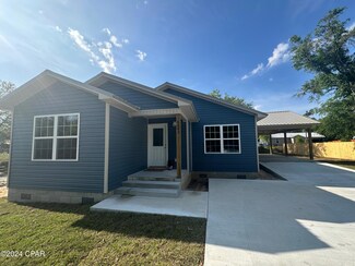 6683 Grande Oak Loop, Grand Ridge, FL 32442