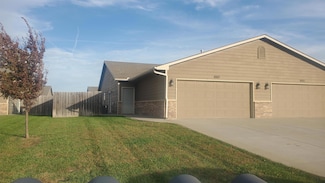 8820 E Chris Ct, Wichita, KS 67226