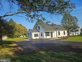 17 Andrew Dr, Coatesville, PA 19320