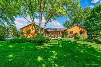 2970 Mallard Point, Island Lake, IL 60042