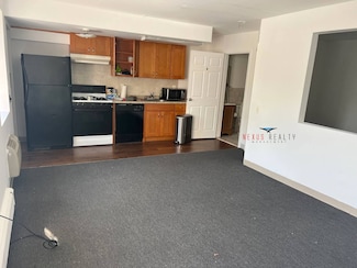 35-04 28th Ave Unit 4B, Long Island City, NY 11103