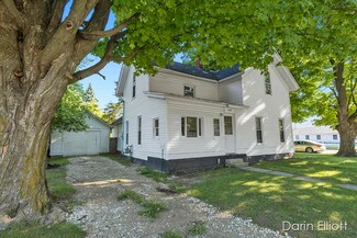 304 W Elm St, Carson City, MI 48811