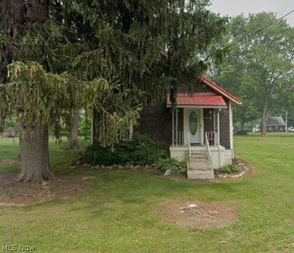 5004 Grove Ave, Norton, OH 44203