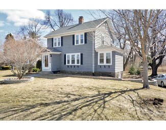 46 North Pkwy, Worcester, MA 01605