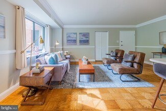 7611 Maple Ave Unit 609, Takoma Park, MD 20912