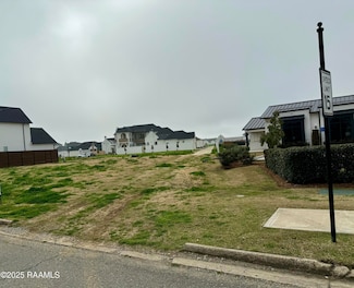 505 Shore Dr, Youngsville, LA 70592