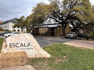 1000 W 26th St Unit 205, Austin, TX 78705