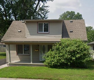 6938 Syracuse St, Taylor, MI 48180